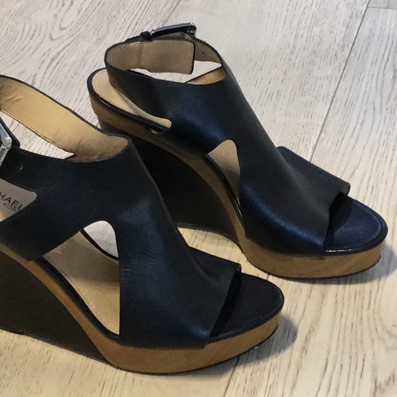 Michael Kor Wedge Sandals - Picture 1 of 9
